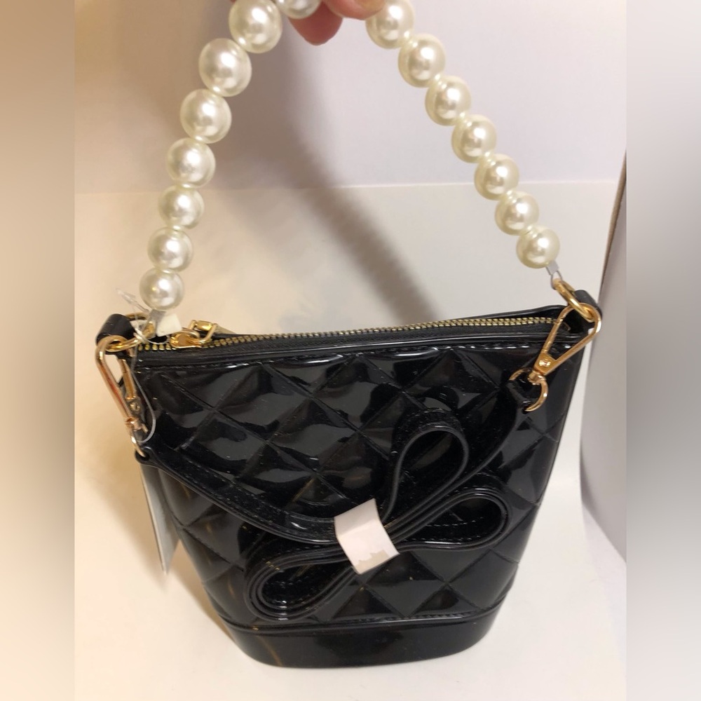 LeMeil Black quilted vegan leather bucket/crossbody Bag. Pearl Handle. - Picture 7 of 11